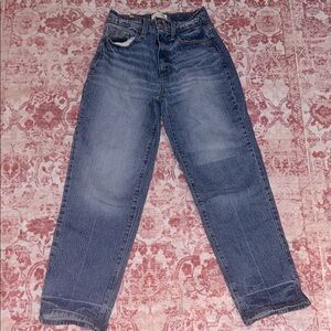 Blue Universal Thread Jeans